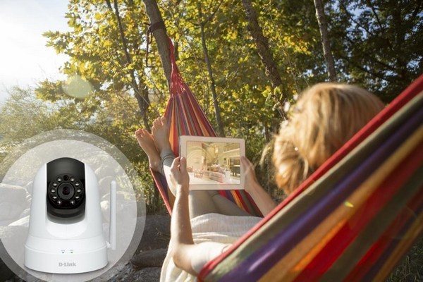 D-Link delivers simple DIY home security products to keep an eye on what matters most, even while miles away. 