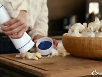 Garlic Shaker makes Peeling Garlic Easy